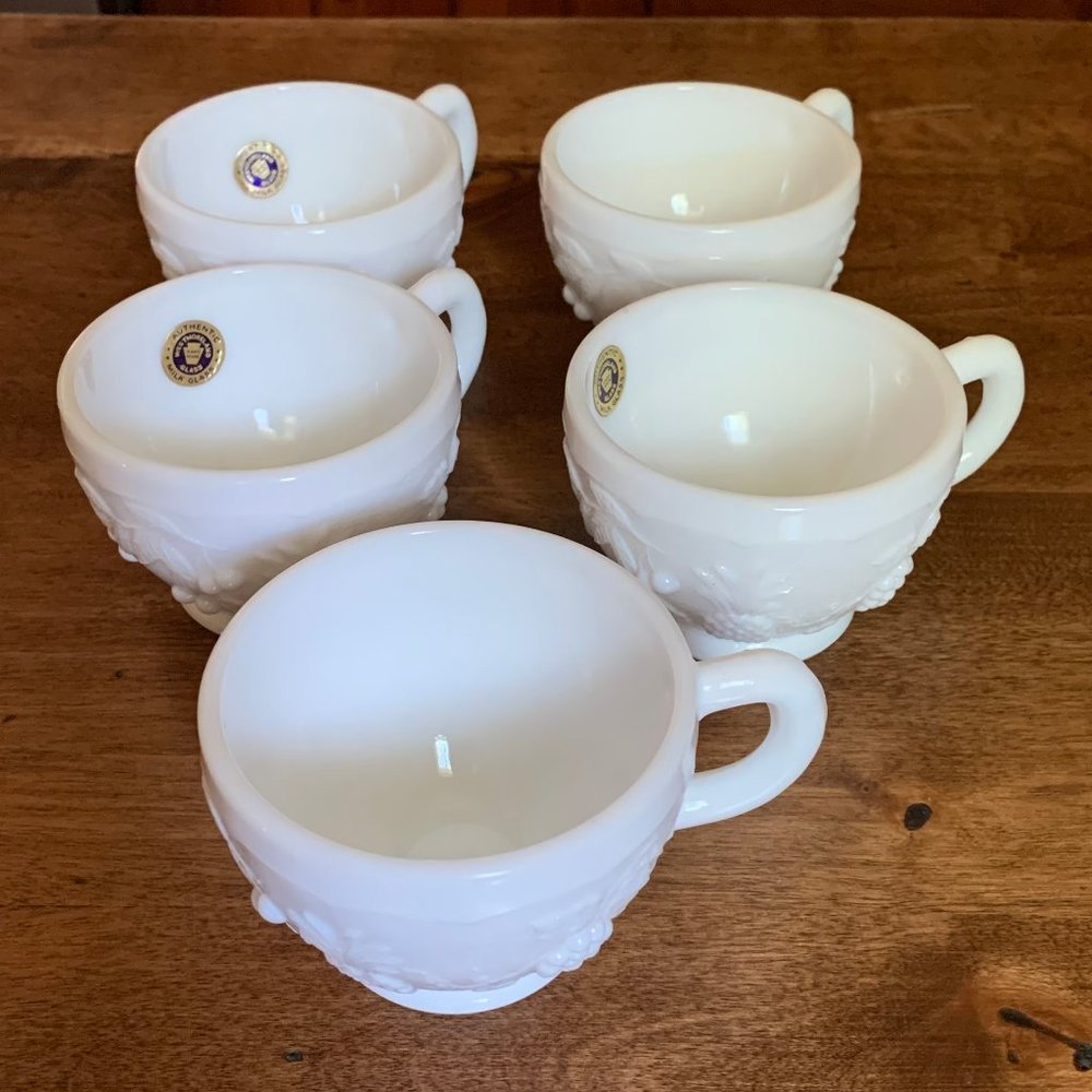Vintage Set of 5 Westmoreland Milk Glass Cups